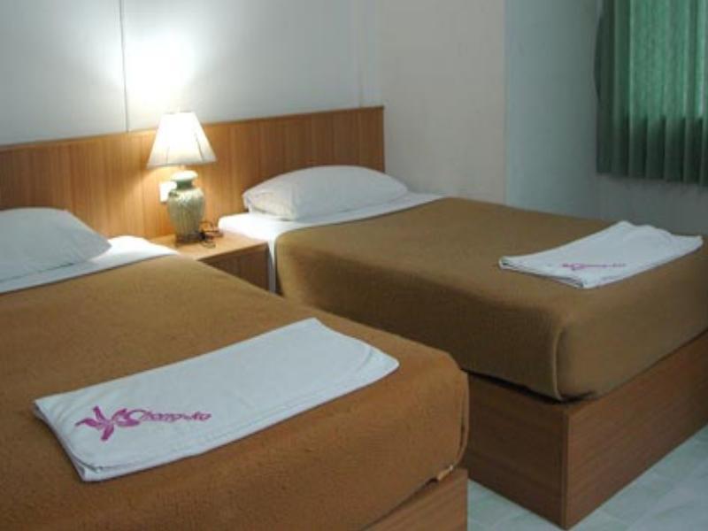Chongko Guesthouse Patong Екстер'єр фото